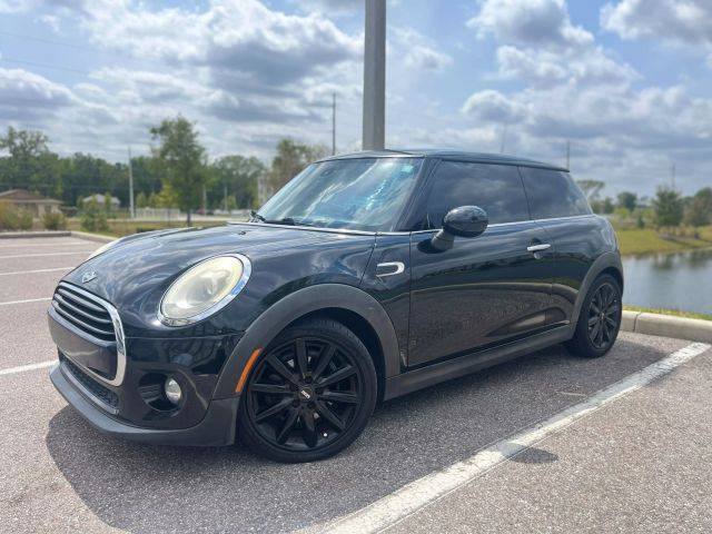 2016 MINI Hardtop 2 Door FWD photo