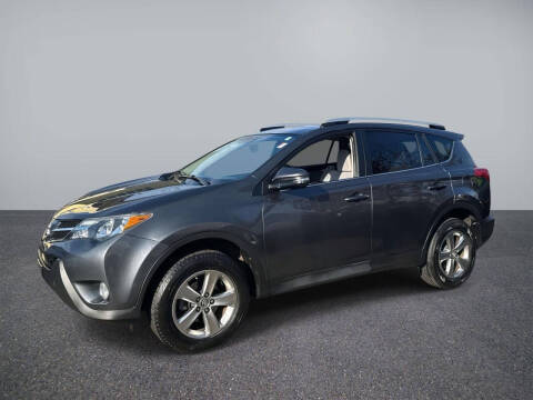 2015 Toyota RAV4 XLE AWD photo