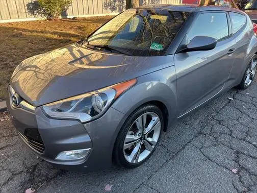 2016 Hyundai Veloster  FWD photo