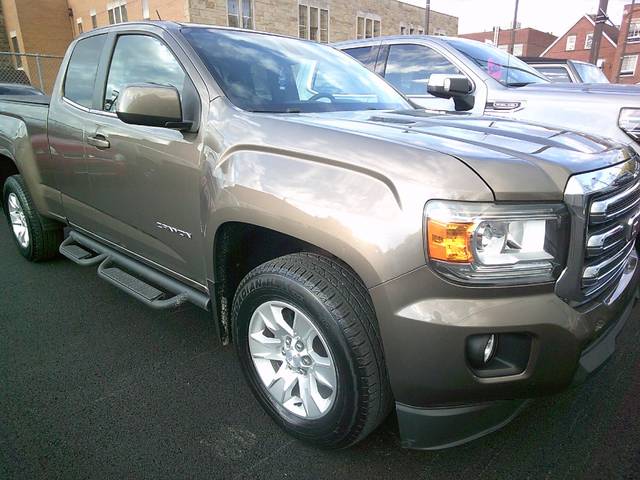 2016 GMC Canyon 4WD SLE 4WD photo