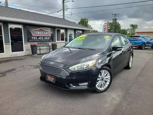 2015 Ford Focus Titanium FWD photo