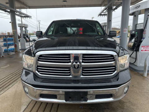 2015 Ram 1500 Big Horn 4WD photo