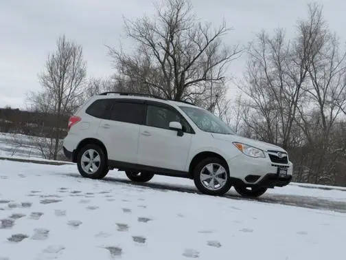 2016 Subaru Forester 2.5i Premium AWD photo