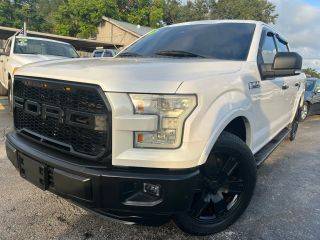 2015 Ford F-150 Lariat RWD photo