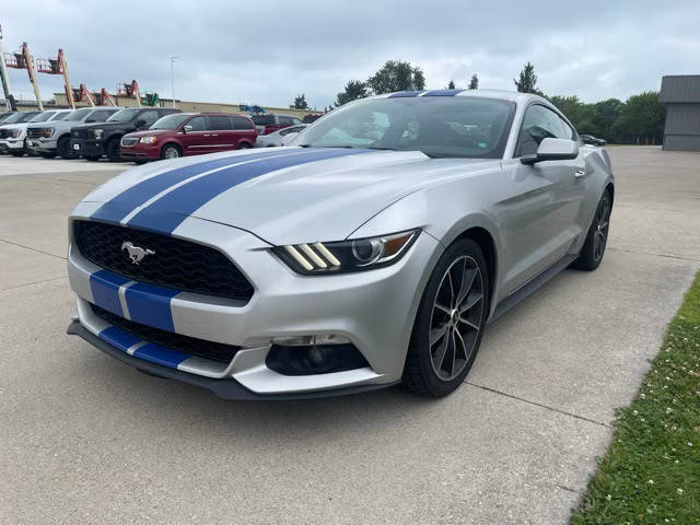 2016 Ford Mustang EcoBoost RWD photo