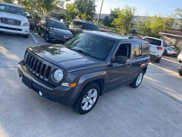 2016 Jeep Patriot Latitude FWD photo