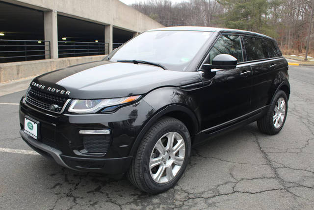 2016 Land Rover Range Rover Evoque SE 4WD photo