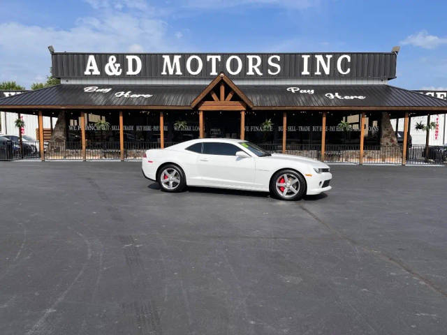 2015 Chevrolet Camaro LT RWD photo