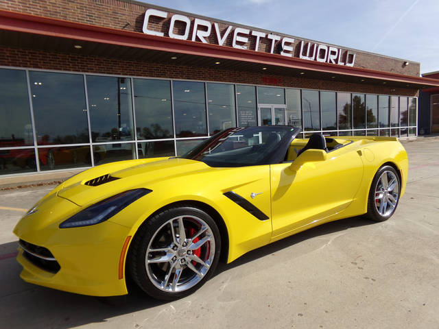 2016 Chevrolet Corvette 2LT RWD photo