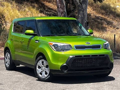 2015 Kia Soul Base FWD photo