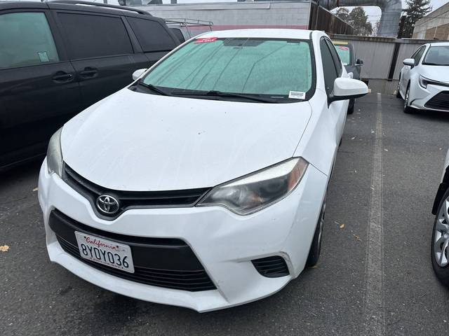 2016 Toyota Corolla LE FWD photo