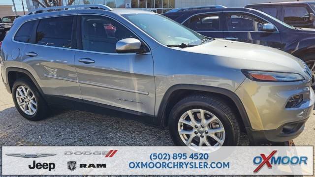 2016 Jeep Cherokee Latitude 4WD photo