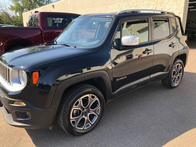 2015 Jeep Renegade Limited 4WD photo