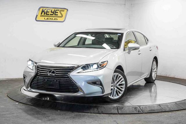2016 Lexus ES FWD photo