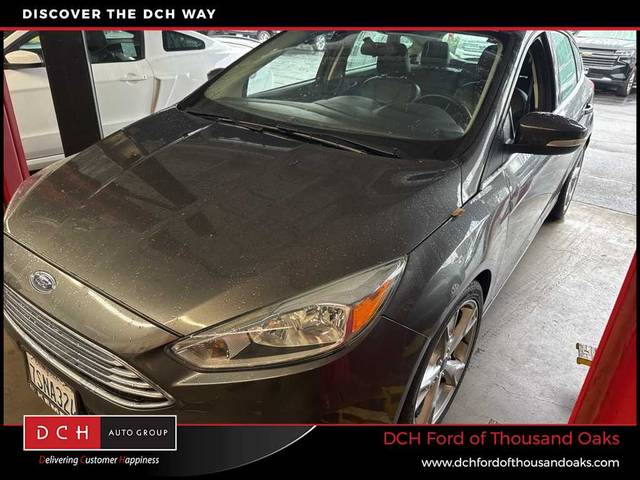 2015 Ford Focus Titanium FWD photo