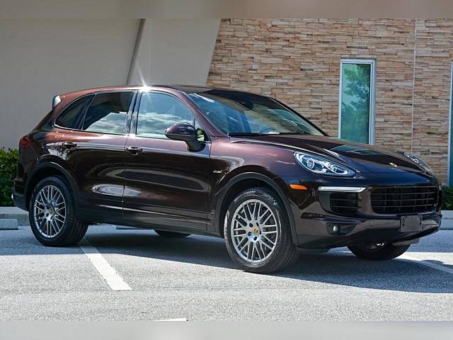 2016 Porsche Cayenne Diesel AWD photo