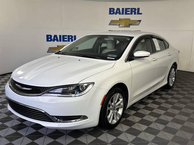 2016 Chrysler 200 Limited FWD photo