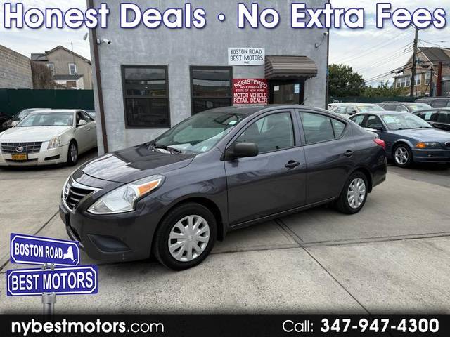2015 Nissan Versa S Plus FWD photo