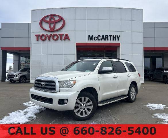 2015 Toyota Sequoia Platinum RWD photo