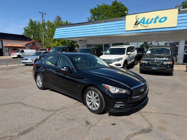 2015 Infiniti Q50 Premium AWD photo