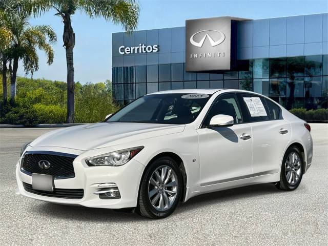 2015 Infiniti Q50 Premium RWD photo