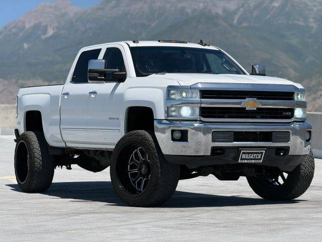 2015 Chevrolet Silverado 3500HD LTZ 4WD photo