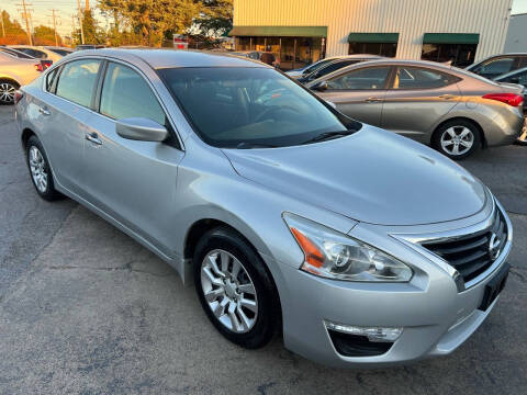 2015 Nissan Altima 2.5 S FWD photo