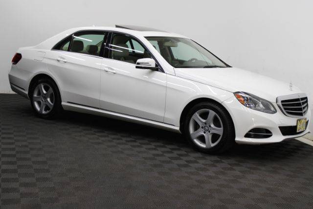 2016 Mercedes-Benz E-Class E 350 Luxury AWD photo