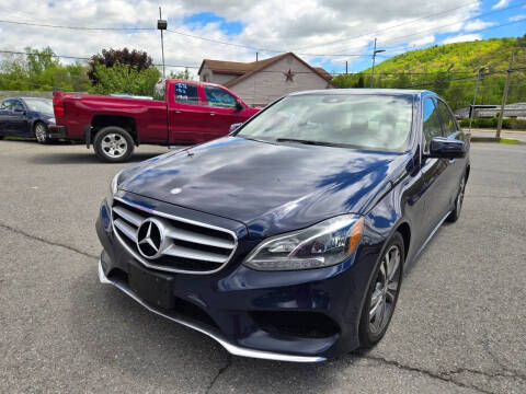 2016 Mercedes-Benz E-Class E 350 Sport AWD photo