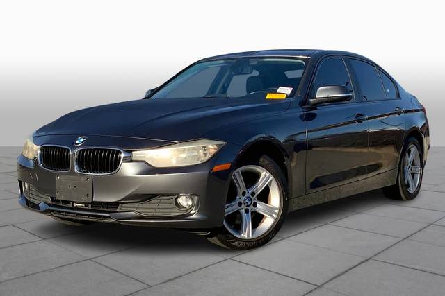 2015 BMW 3 Series 320i RWD photo