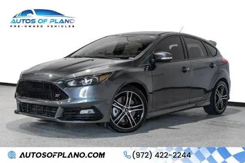 2015 Ford Focus ST FWD photo
