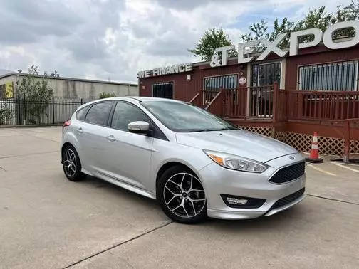 2015 Ford Focus SE FWD photo