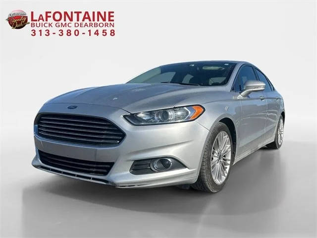 2016 Ford Fusion SE FWD photo