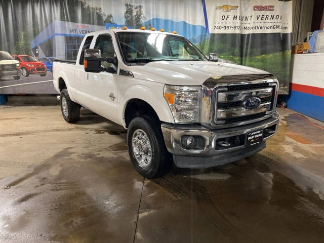 2016 Ford F-250 Super Duty Lariat 4WD photo
