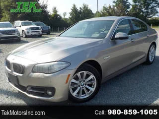 2016 BMW 5 Series 528i xDrive AWD photo