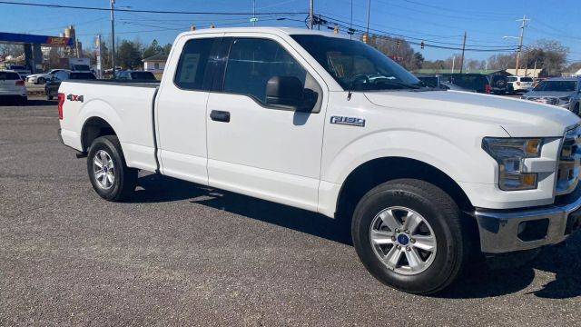 2015 Ford F-150 XLT 4WD photo