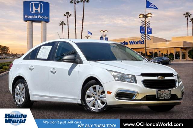 2016 Chevrolet Cruze LS FWD photo