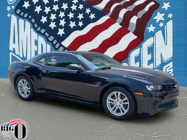 2015 Chevrolet Camaro LS RWD photo