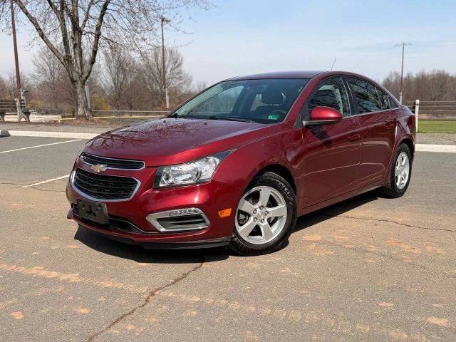 2015 Chevrolet Cruze LT FWD photo
