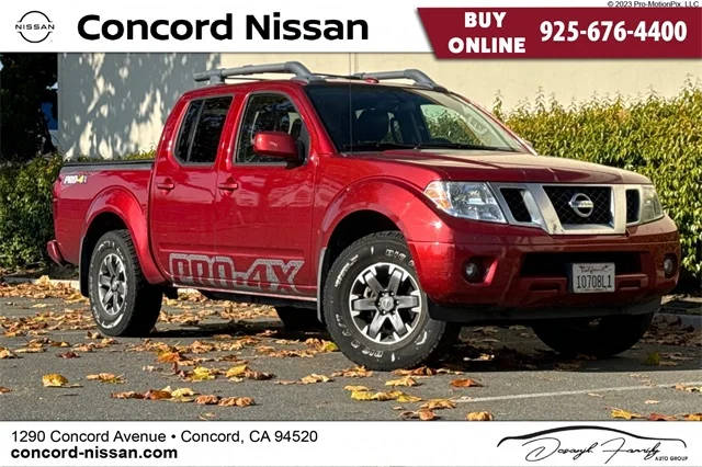 2015 Nissan Frontier PRO-4X 4WD photo