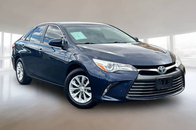 2015 Toyota Camry LE FWD photo