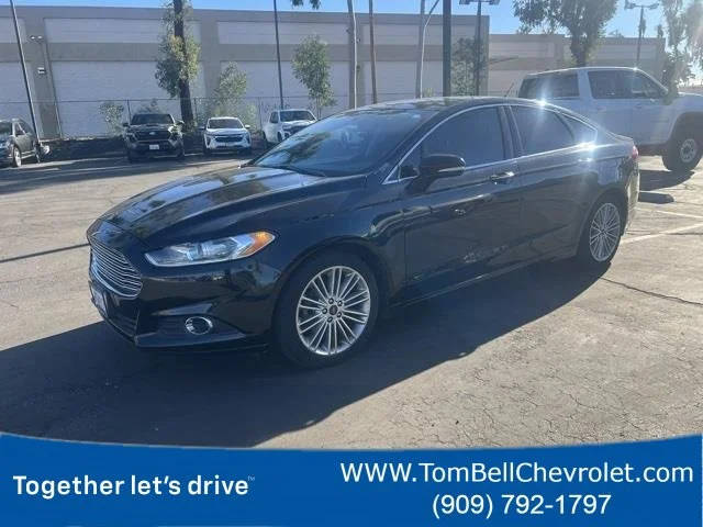 2016 Ford Fusion SE FWD photo