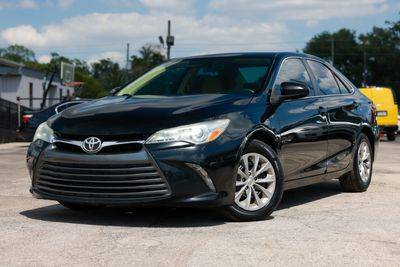 2015 Toyota Camry LE FWD photo