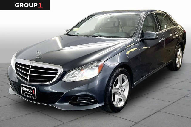2016 Mercedes-Benz E-Class E 350 Luxury AWD photo