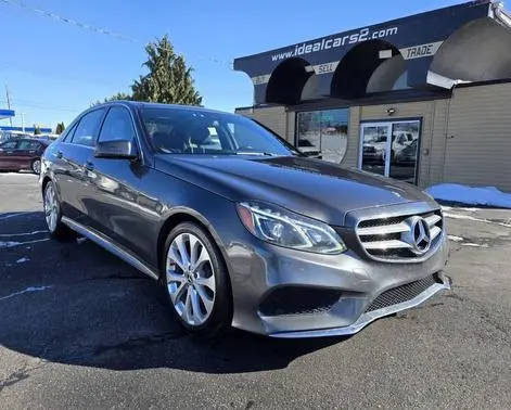 2016 Mercedes-Benz E-Class E 400 AWD photo