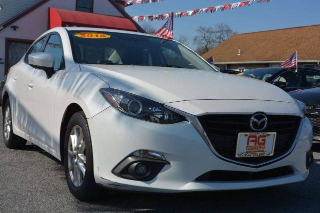2015 Mazda 3 i Grand Touring FWD photo