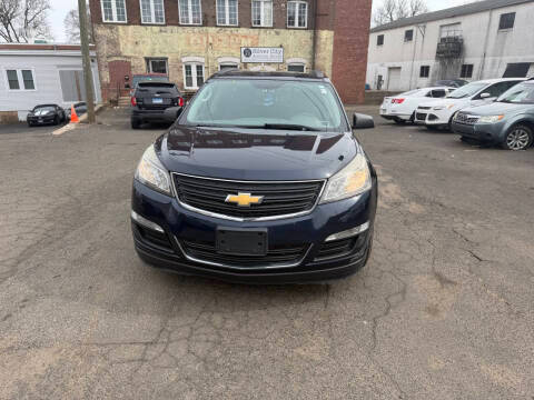 2015 Chevrolet Traverse LS AWD photo
