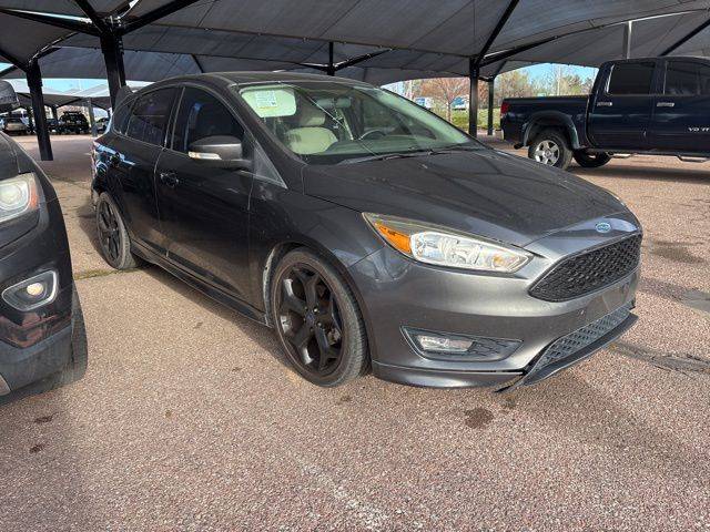 2015 Ford Focus SE FWD photo