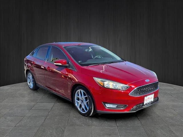 2015 Ford Focus SE FWD photo