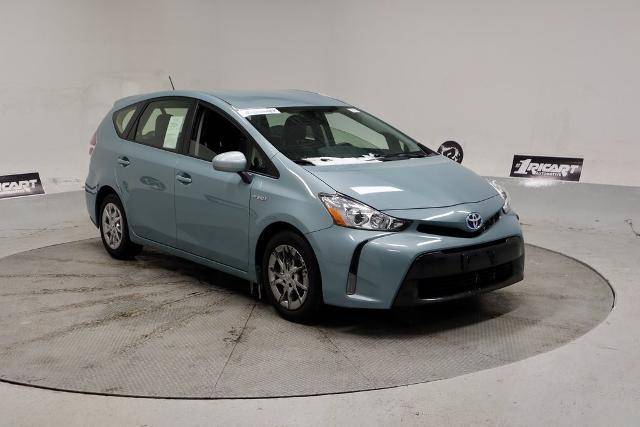 2015 Toyota Prius v Four FWD photo